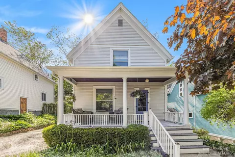 326 Mulholland Ave, Ann Arbor, MI 48103