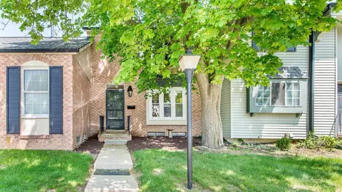 3228 Bolgos Cir, Ann Arbor, MI 48105