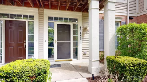 40433 Glen Eagle Ln, Canton, MI 48188