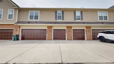40433 Glen Eagle Ln, Canton, MI 48188 photo 22