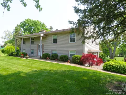 4190 Willis Rd, Milan, MI 48160
