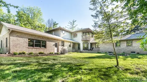 5305 Warren Rd, Ann Arbor, MI 48105