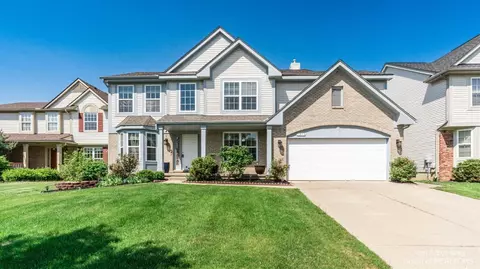 1812 Harley Dr, Ann Arbor, MI 48103