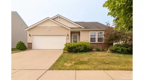8064 Beechwood, Dexter, MI 48130