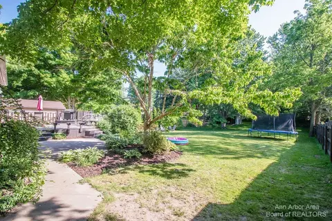 231 E Washington St, Dimondale, MI 48821 photo 53