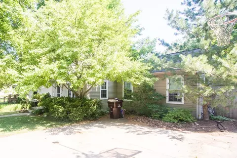 231 E Washington St, Dimondale, MI 48821 photo 3