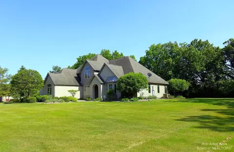 4522 Waynick Dr, Britton, MI 49229 photo 2