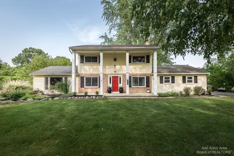 8049 Teaticket Ln, Ypsilanti, MI 48197