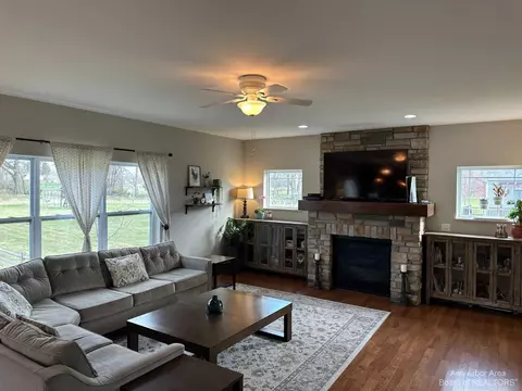7680 Fox Trace Rd, Dexter, MI 48130 photo 5