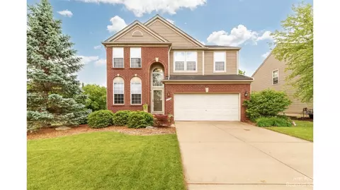428 Savannah Ln, Chelsea, MI 48118