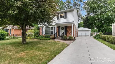 1467 Kingwood St, Ypsilanti, MI 48197