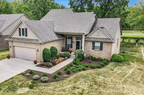 36300 Fairway Dr, Livonia, MI 48152