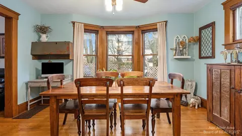 220 3rd St, Ann Arbor, MI 48103 photo 5