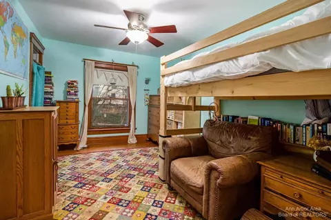 220 3rd St, Ann Arbor, MI 48103 photo 11