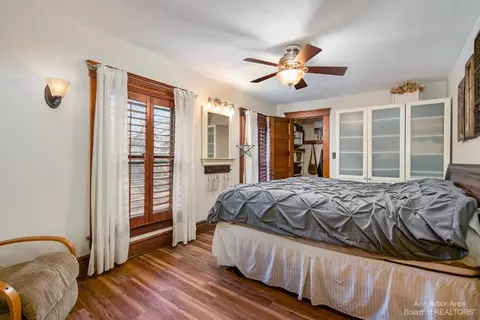 220 3rd St, Ann Arbor, MI 48103 photo 9