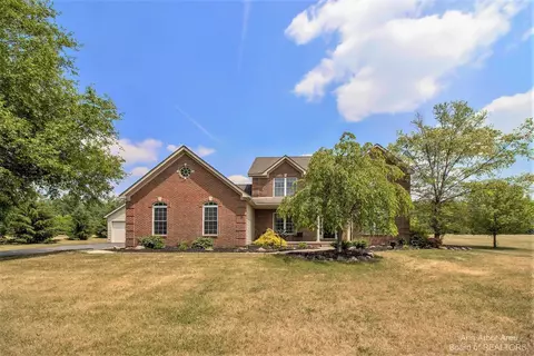 9554 Huron River Dr, Dexter, MI 48130 photo 2