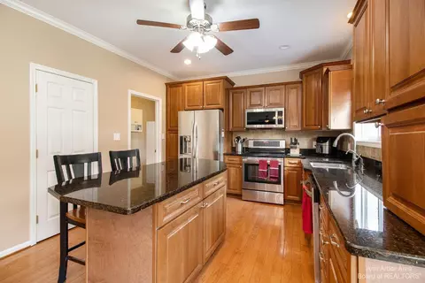 9554 Huron River Dr, Dexter, MI 48130 photo 12