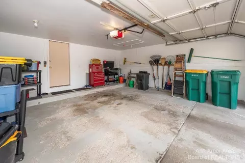 543 Echo Ct, Saline, MI 48176 photo 33