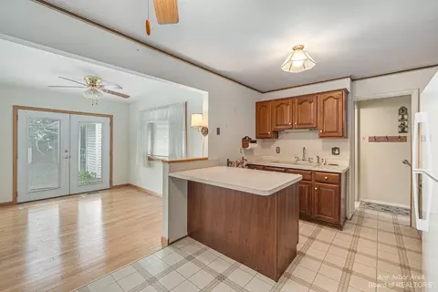 3576 Cushing Ct, Dexter, MI 48130 photo 10