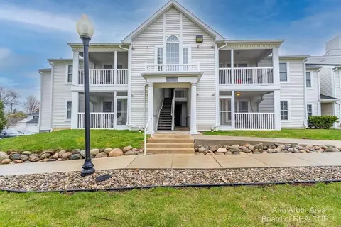 2219 S Main St, Ann Arbor, MI 48103
