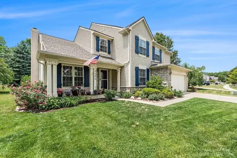 8481 Parkridge Dr, Dexter, MI 48130 photo 2