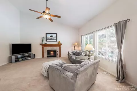 8481 Parkridge Dr, Dexter, MI 48130 photo 11