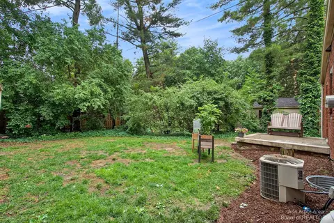 1408 E Stadium Blvd, Ann Arbor, MI 48104 photo 37