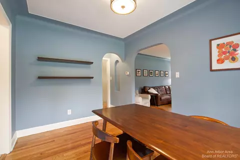 1408 E Stadium Blvd, Ann Arbor, MI 48104 photo 11