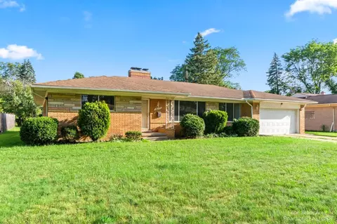 18255 Greenwald, Southfield, MI 48075