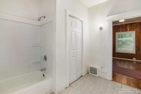 708 S Gorham St, Jackson, MI 49203 photo 11