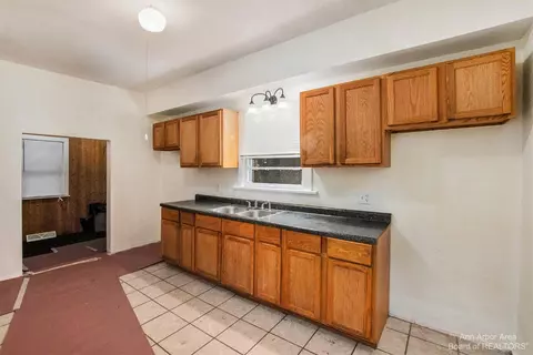 708 S Gorham St, Jackson, MI 49203 photo 8