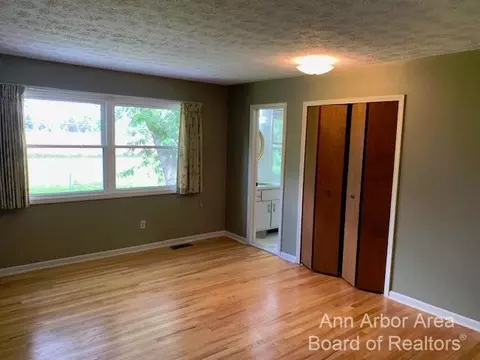 3544 Surrey Dr, Saline, MI 48176 photo 36