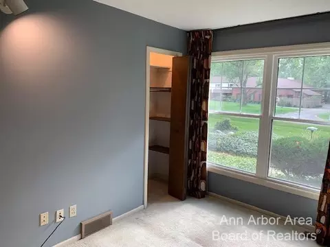 3544 Surrey Dr, Saline, MI 48176 photo 26
