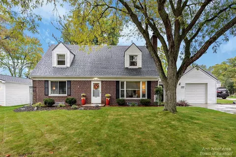 2005 Frieze Ave, Ann Arbor, MI 48104