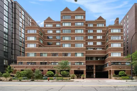 505 E Huron St #704, Ann Arbor, MI 48104