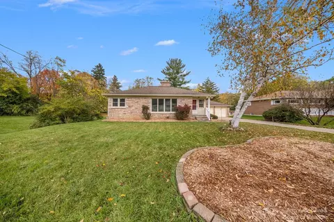 1225 Levant St, Jackson, MI 49203