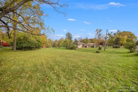 1225 Levant St, Jackson, MI 49203 photo 24