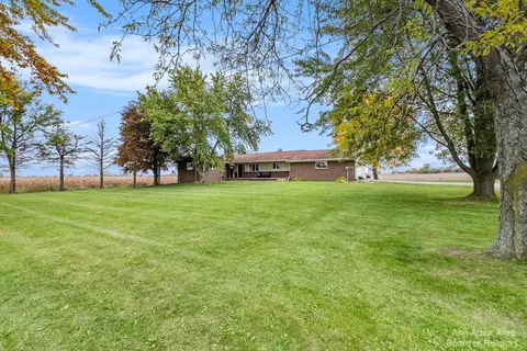 7180 N State Rd, Owosso, MI 48867 photo 3