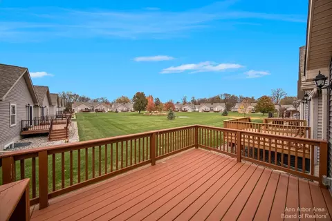 574 Ridge Ln, Tecumseh, MI 49286 photo 25