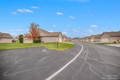 574 Ridge Ln, Tecumseh, MI 49286 photo 26