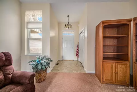 574 Ridge Ln, Tecumseh, MI 49286 photo 7