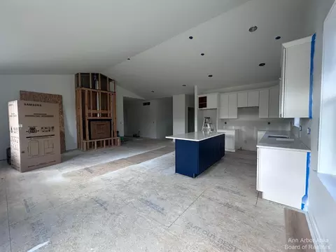 496 Tilton Dr, Tecumseh, MI 49286 photo 8
