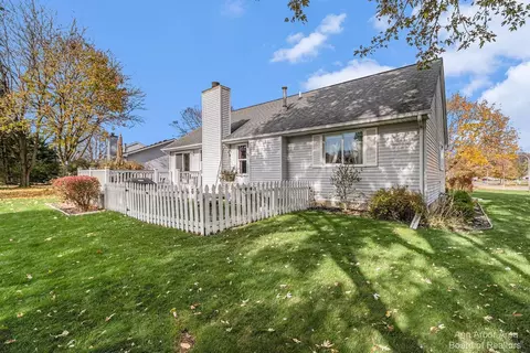 587 Berkshire Dr, Saline, MI 48176 photo 49