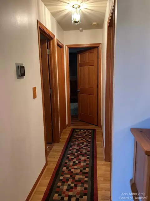 587 Berkshire Dr, Saline, MI 48176 photo 21