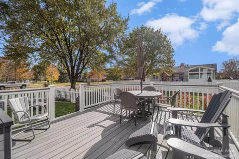 587 Berkshire Dr, Saline, MI 48176 photo 42