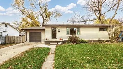 126 Elm St, Milan, MI 48160
