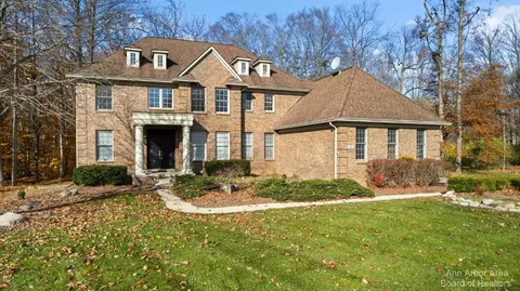 7865 N Haverhill Ct, Canton, MI 48187