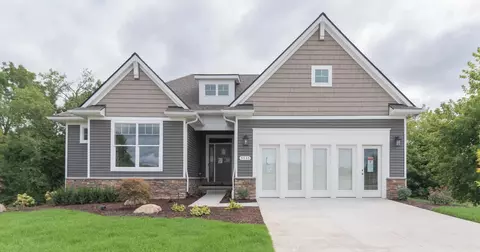 5535 Hickory View Dr #126, Whitmore Lake, MI 48189