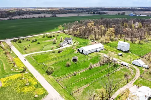 9795 Fisk Rd, Clinton, MI 49236
