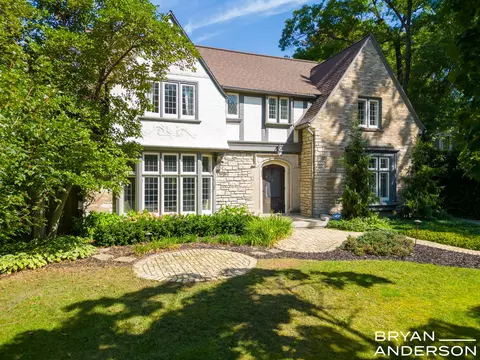1749 Alexander St SE, Grand Rapids, MI 49506